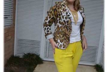 Imagem Look Jeito de Vestir: Blazer Animal Print e Calça Amarela